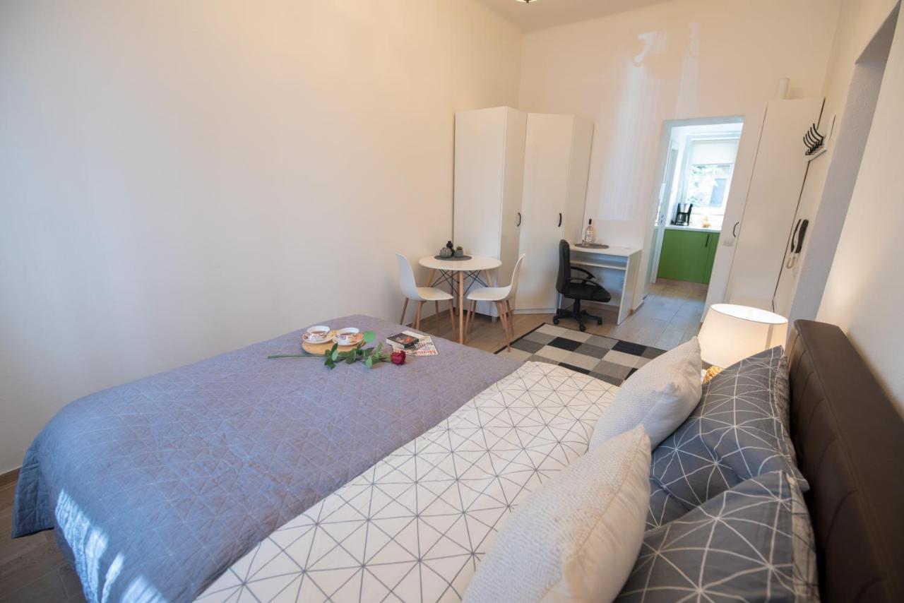 Central Bright Apartment Kolozsvár Kültér fotó